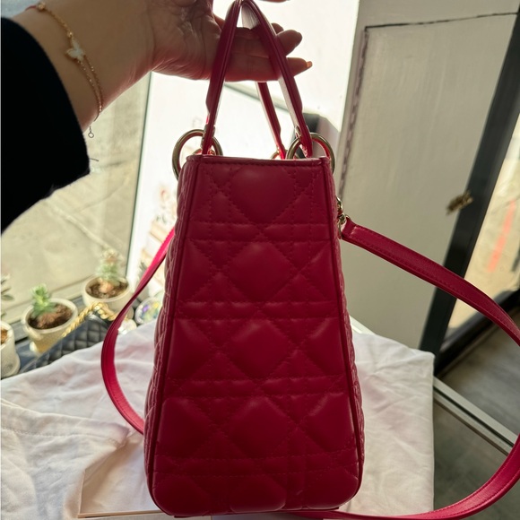 Ladydior medium pink lambskin with gold hardware - Picture 4 of 15